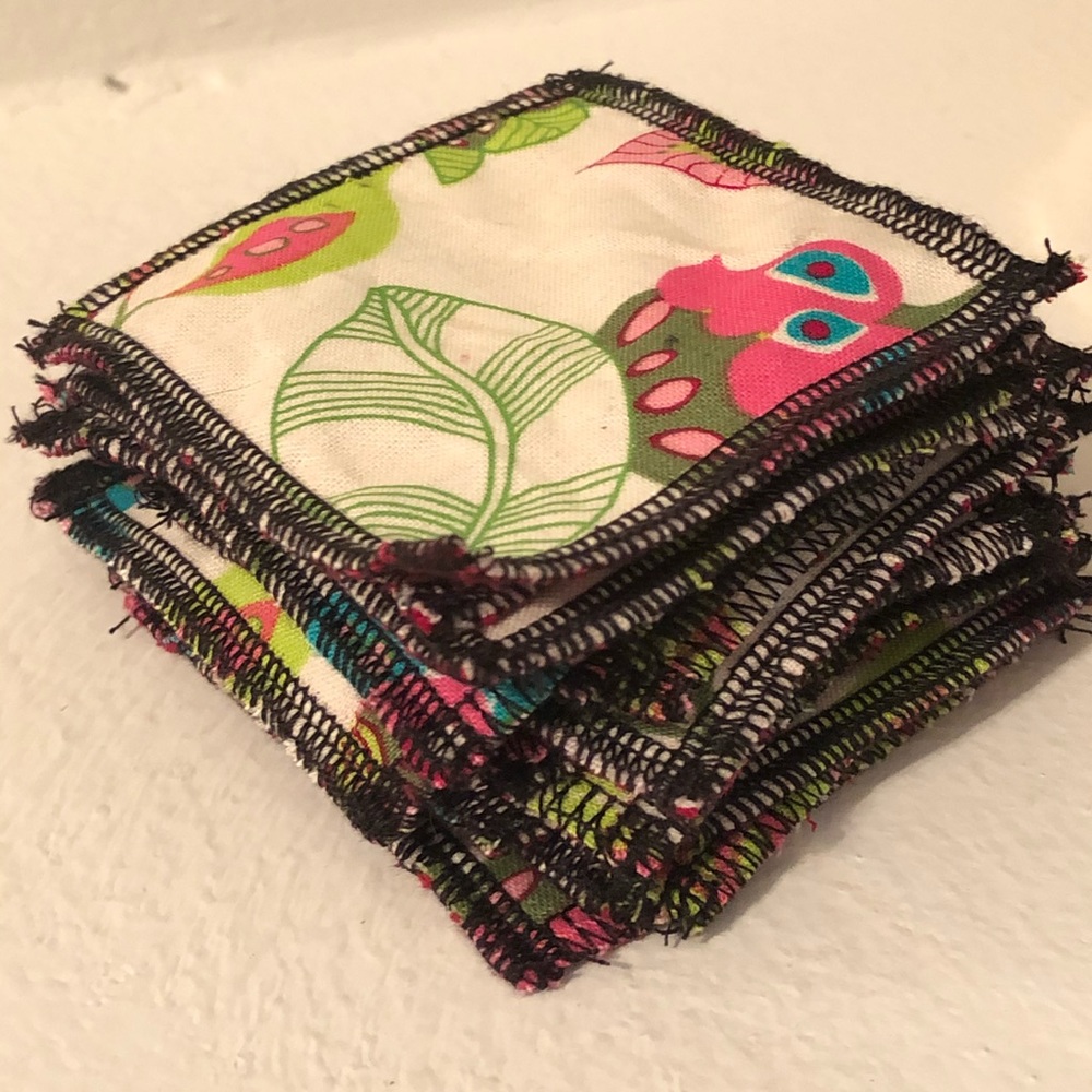 Cloth make up removing pads